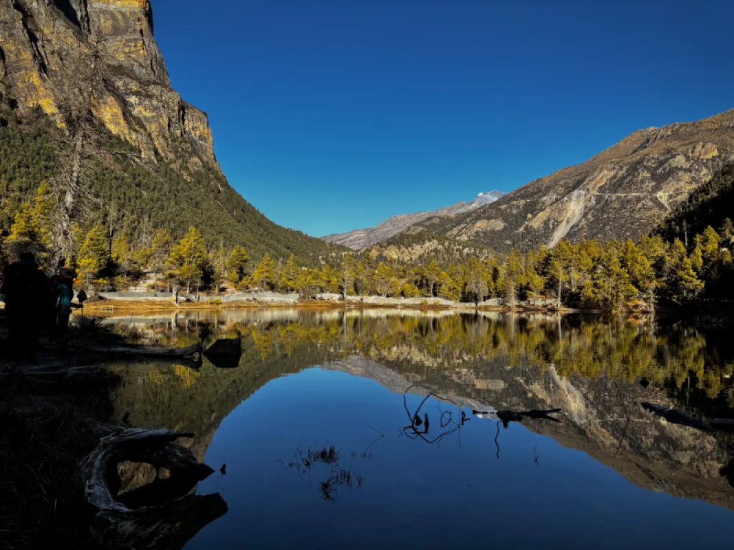 Green Lake, Manang
