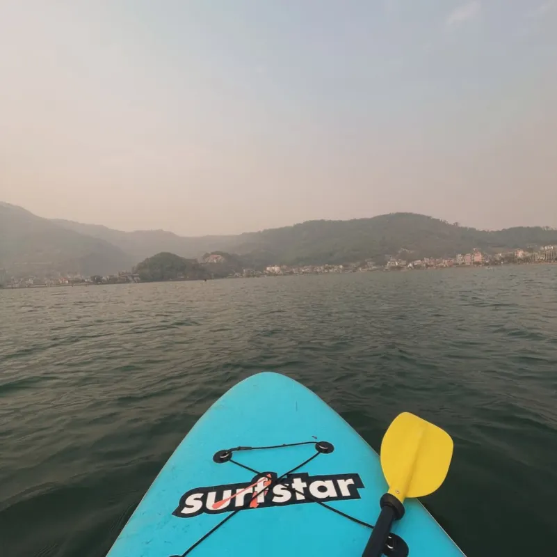 Standup Paddleboarding in Fewa Lake!